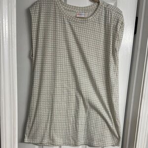 Women's LulaRoe Kari Cream Houndstooth Top